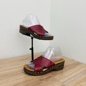 Dansko Mila Red Leather Slide Sandals Women’s Size 7.5